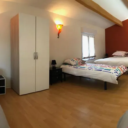 Puymoyen, 7 Pieces, 15 Personnes - Fr-1-653-118 Vakantiehuis